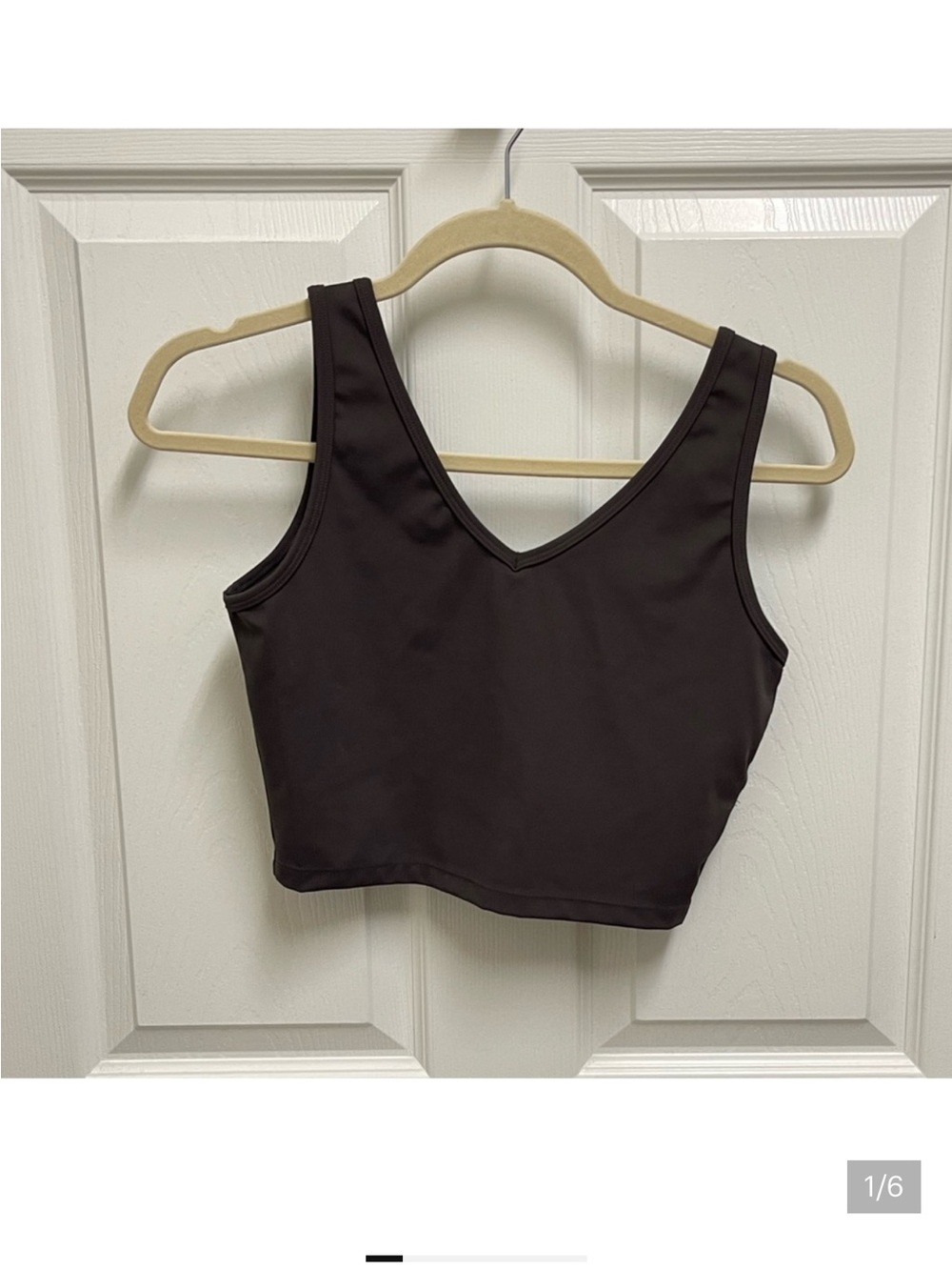 Buffbunny Women's brown medium V-Neck Cropped Tank Top